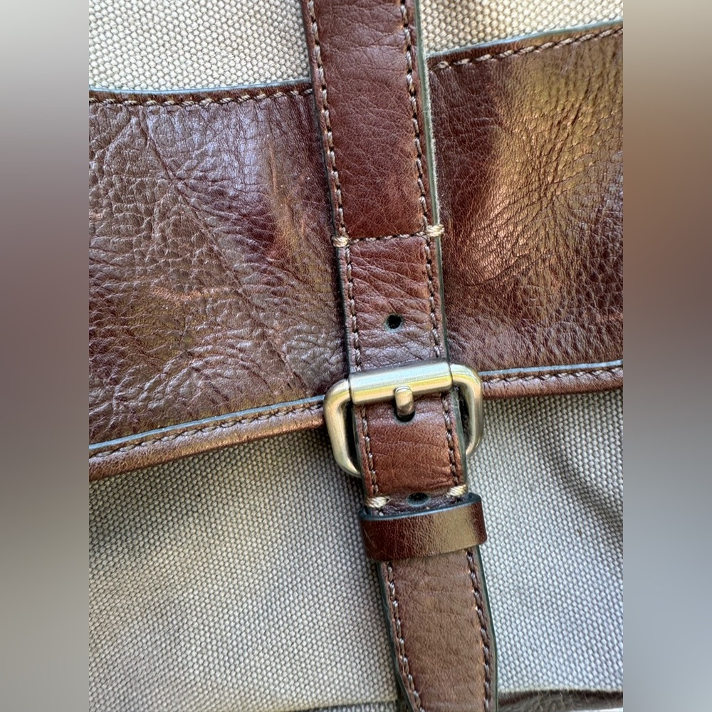 Fossil Graham Gray Canvas Messenger Bag - Picture 5 of 10